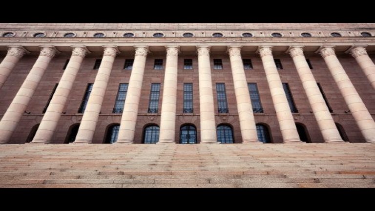 PAM visar regeringen det röda kortet för dess planerade ändringsförslag i arbetslagstiftningen