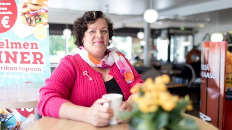 Empati, exempel och blicken framåt – förmannen vid bensinstationen vill främja välmående via ledarskap