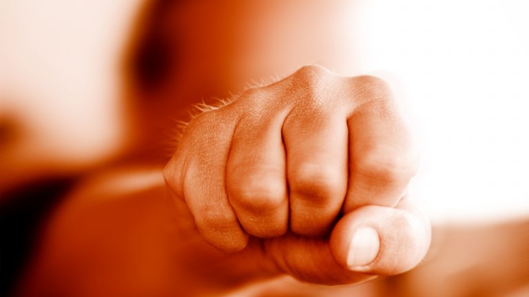 Risken för hot om våld bör utvärderas på förhand på arbetsplatserna i hotell- och restaurangbranschen