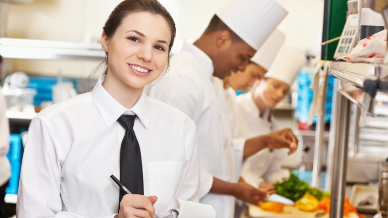 FFC belönar unga yrkesproffs – vem är värd Donarstipendiet?