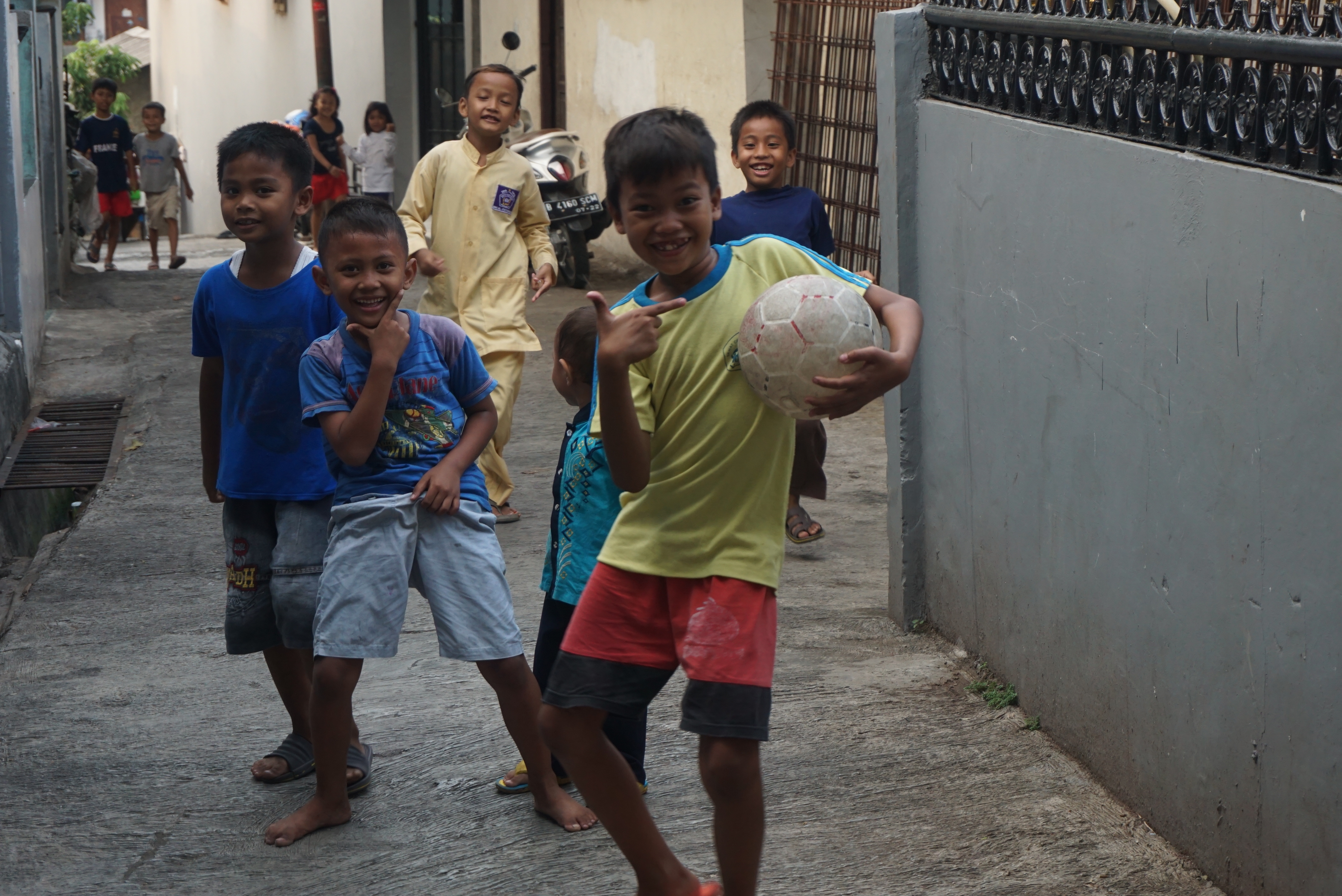 During the November 2019 study trip the participants will learn more about workers’ everyday life and working conditions in Indonesia. Image: SASK