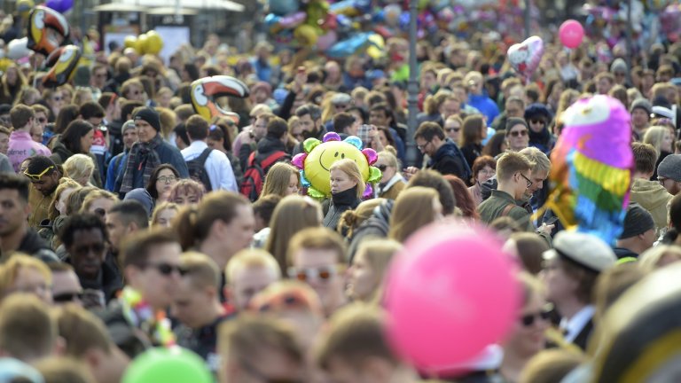 Valborg firas i hela landet – Ann Selin och Jaana Ylitalo håller första maj-tal
