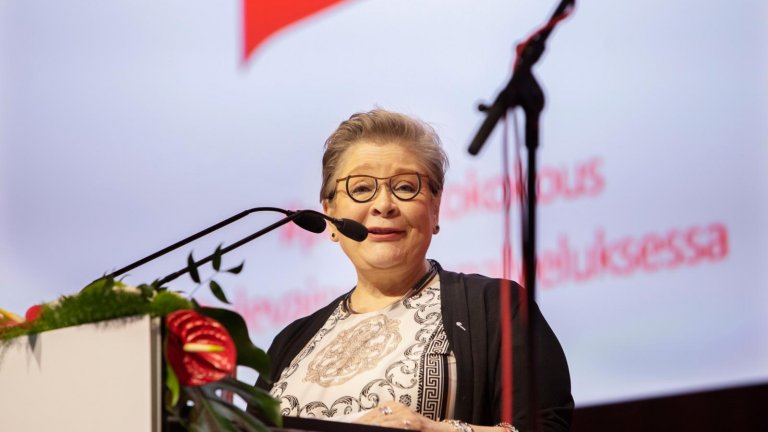 Selin öppnade förbundskongressen: Fackföreningsrörelsen bör förbättra inbördes samarbete