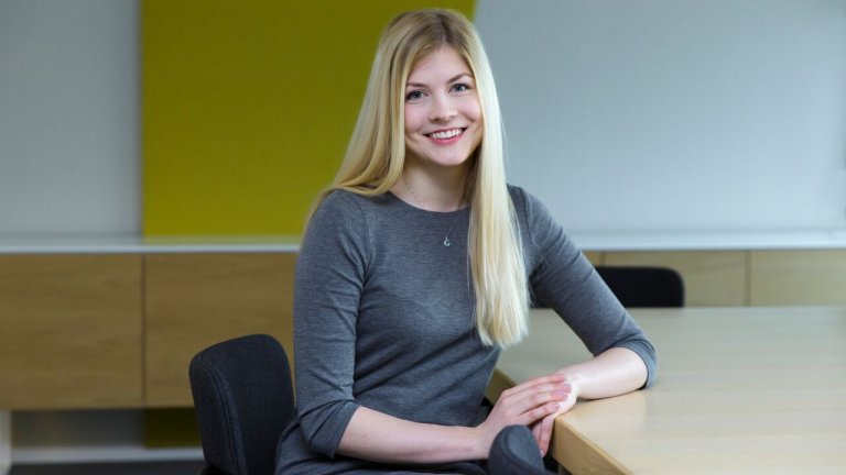 Vilka utmaningar möter sommarjobbarna? – Sommarjobbarrådgivaren Liisa Lehtonen svarar på tre frågor