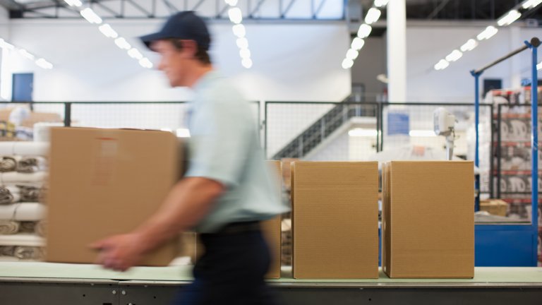 PAU och Industrifacket har varslat om stridsåtgärder - utför inte övertidsarbete som omfattas av förbudet eller strejkbelagt arbete