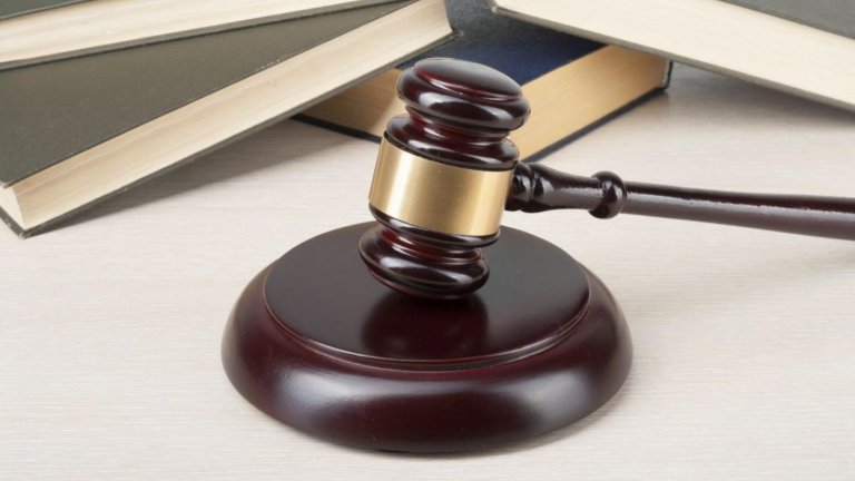 Court of Appeal confirms dismissal of sales assistant was illegal and orders employer to pay damages