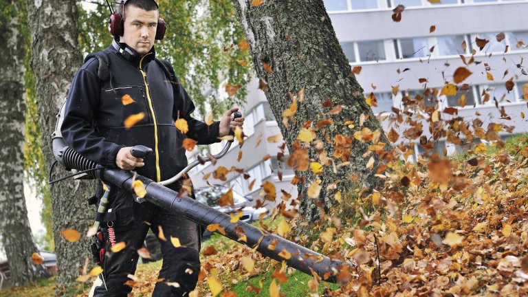 Negotiations in the Facilities Services Sector did not progress at all today. No new appointment scheduled yet.