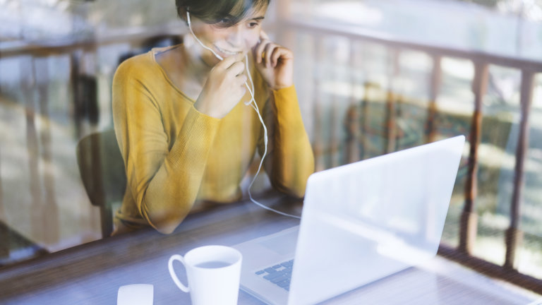 PAM's regional offices will close for the time being - the union and the Unemployment Fund offers services online and by phone
