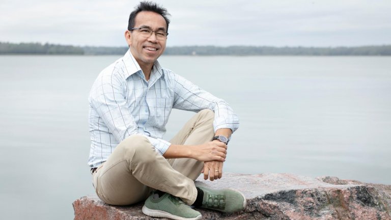 Building trust in service sector jobs